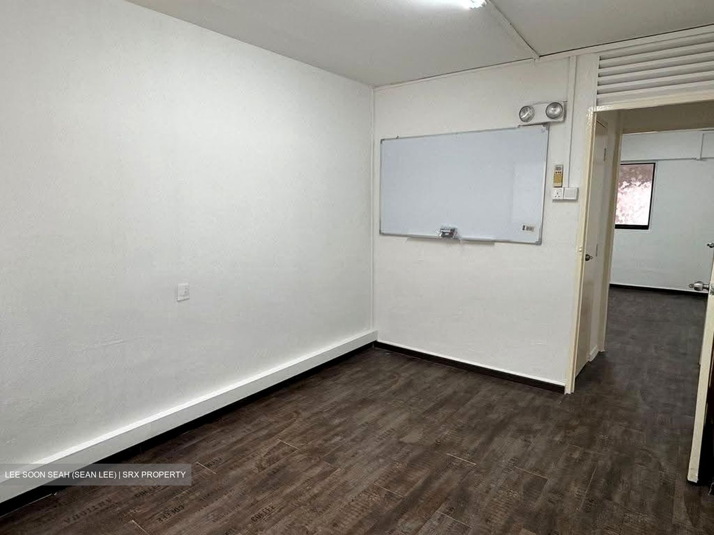 Hougang Avenue 3 (D19), Shop House #606789481